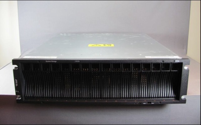 IBM DS4700 16 Slot Drive Module 1814-70H with Power Supplies & Controllers