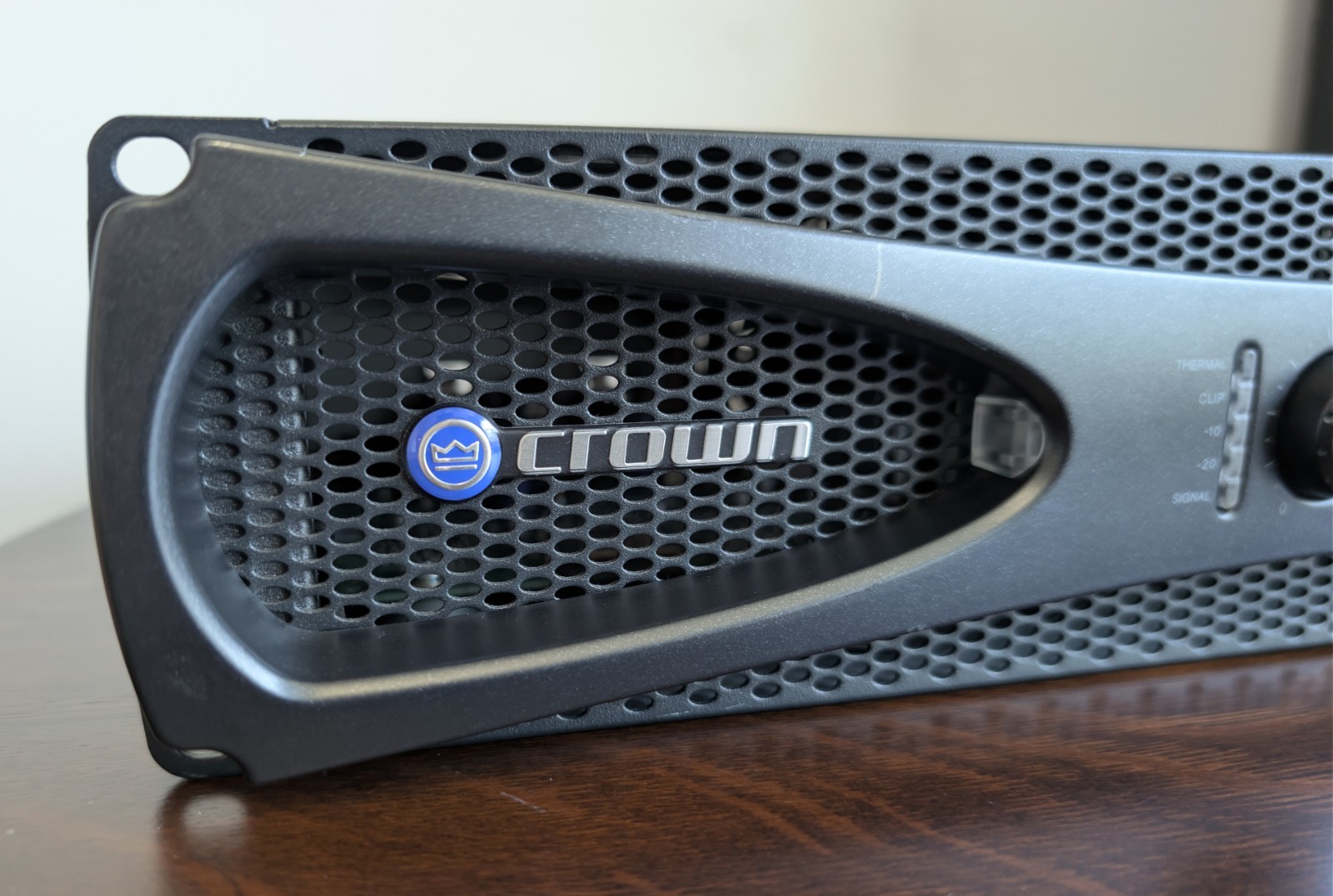 Crown XLS1502 2-Channel 525 Watt Amp Power Amplifier - Tested & Working!
