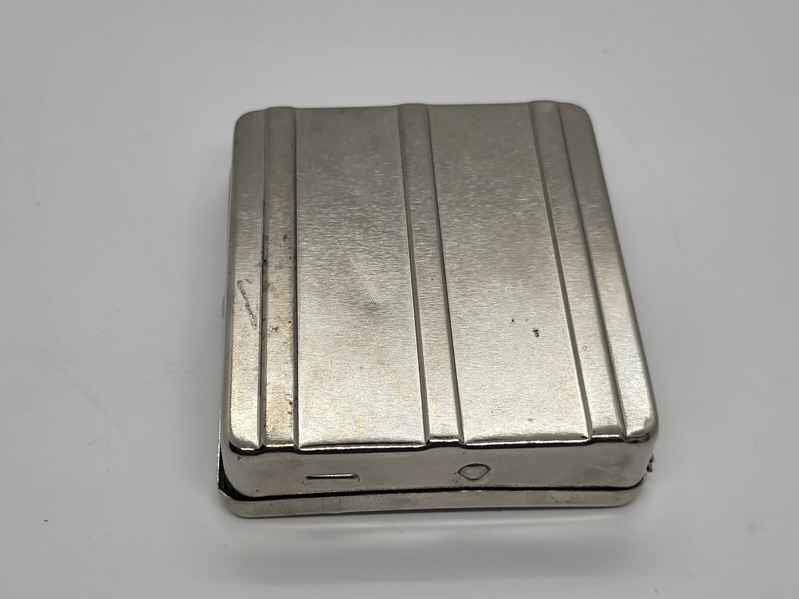 Automatic Cigarette Rolling Machine, Metal Box Cigarette Case PIRATE Skull
