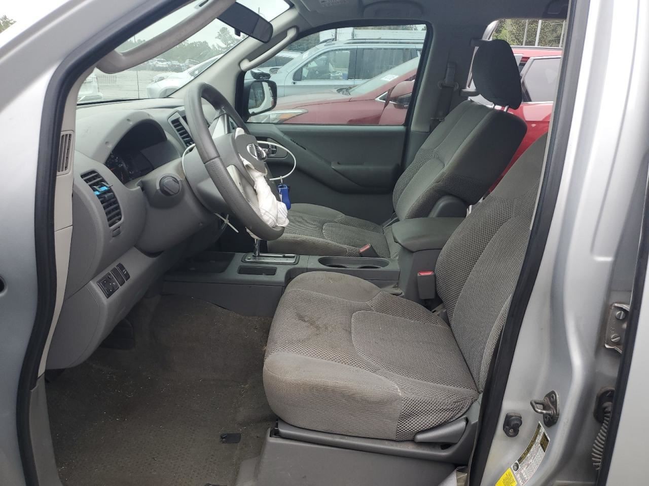 FRONTIER 2010 Glove Box 4987722