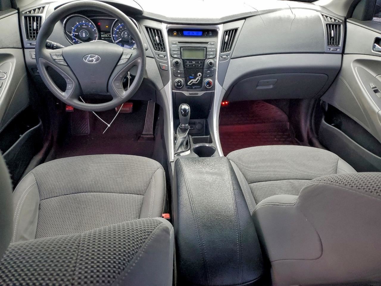 SONATA 2013 Glove Box 4932832