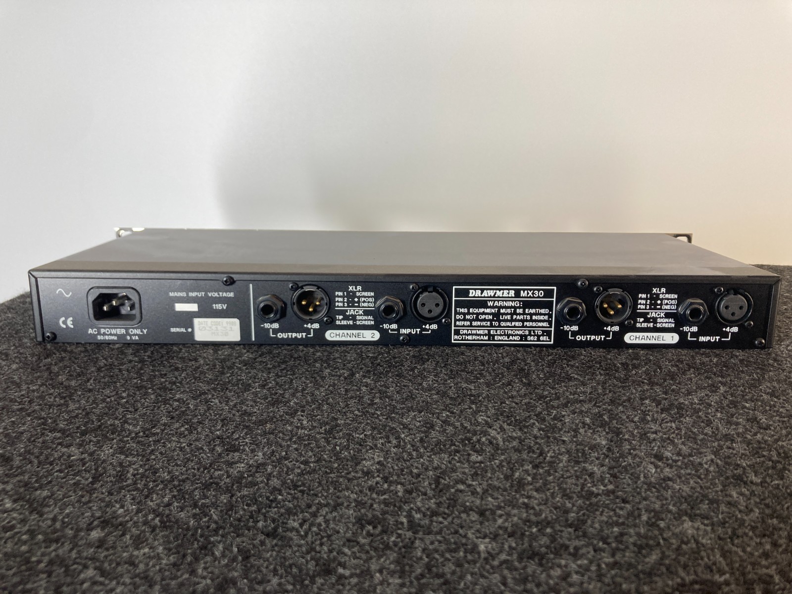 Drawmer MX30 Dual-Gated Compressor/Limiter - Open Box / Floor Model