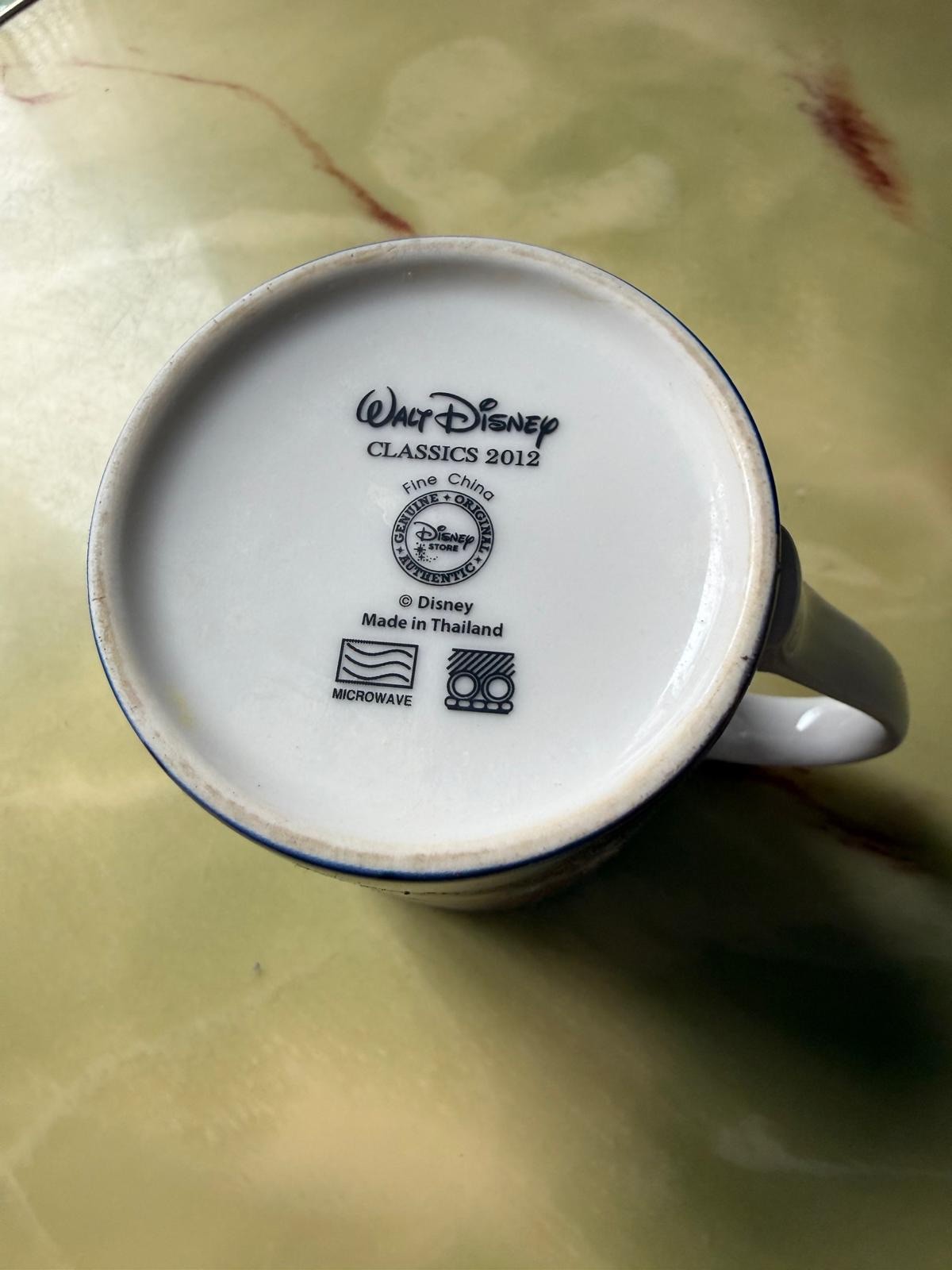 Disney Store Classic Aladdin Mug 2012