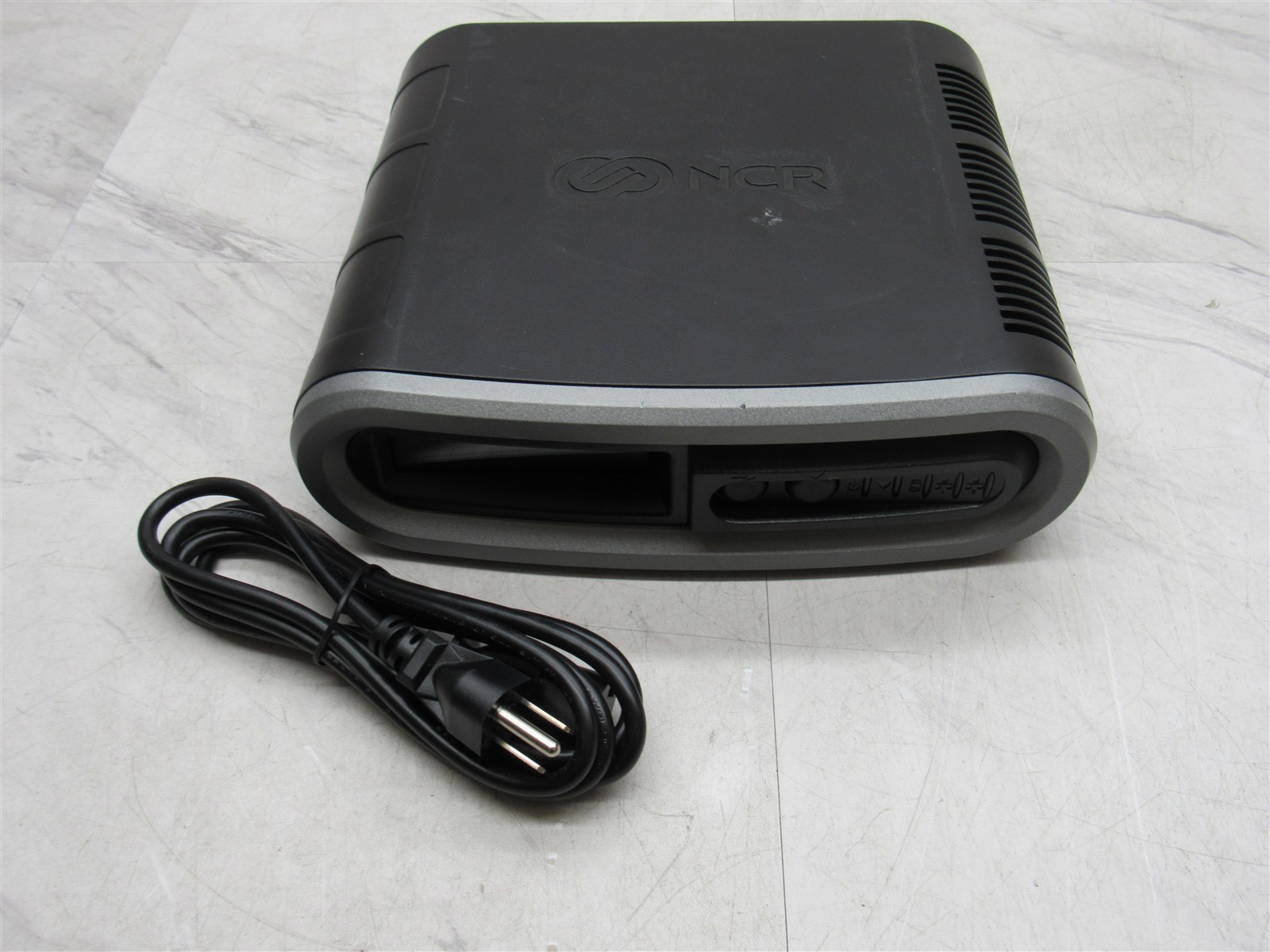NCR Electronic Payment Controller 4 1647-0000-8801 8GB RAM