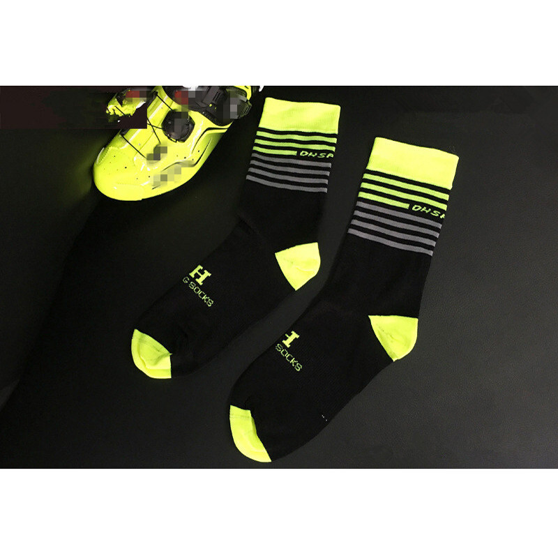 Pro Men Women Cycling Sports Ankle Socks XC Road Riding Bicycle Socks Green Gray
