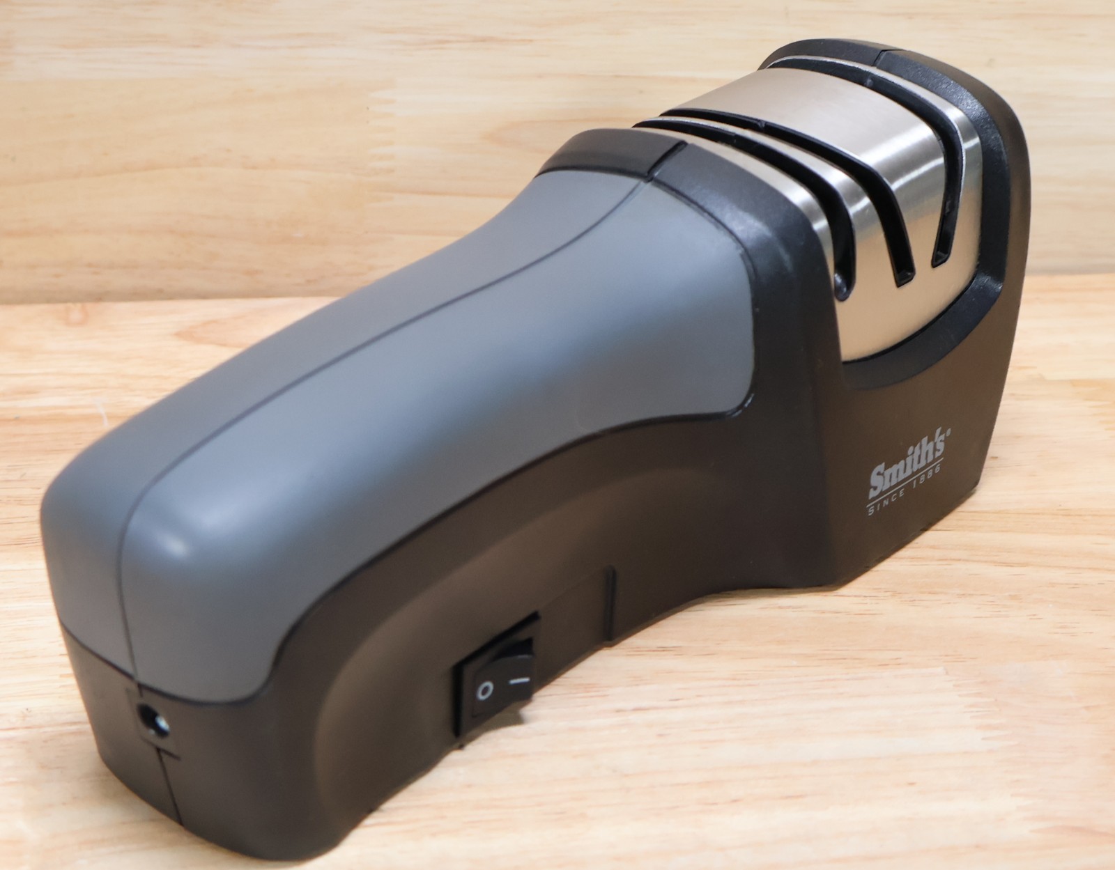 Smith's Synthetic Compact Electric Knife Sharpener 50097
