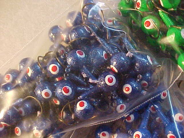 100 NEW SIZE 2 FLOATING JIG HEADS 1/4 WALLEYE JIGS OZ. ASSORTMENT #11