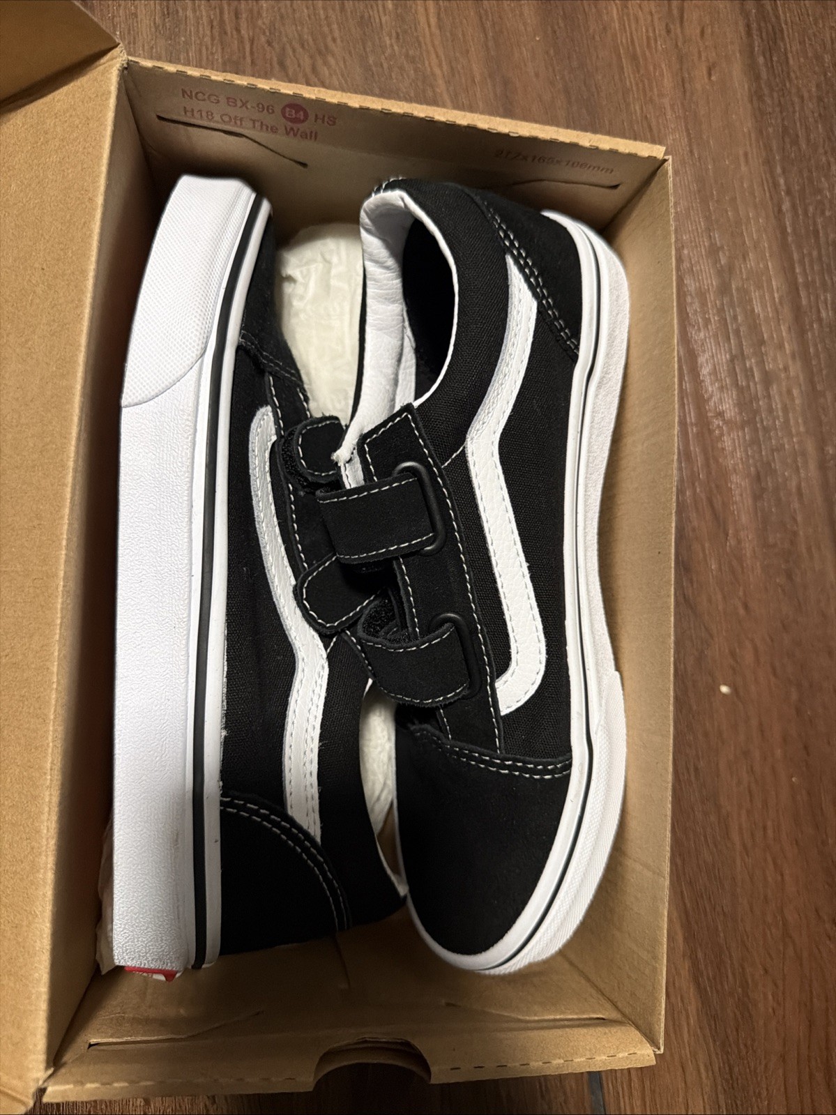 Vans Old Skool V Black/White Suede/Canvas Sz 5.5M