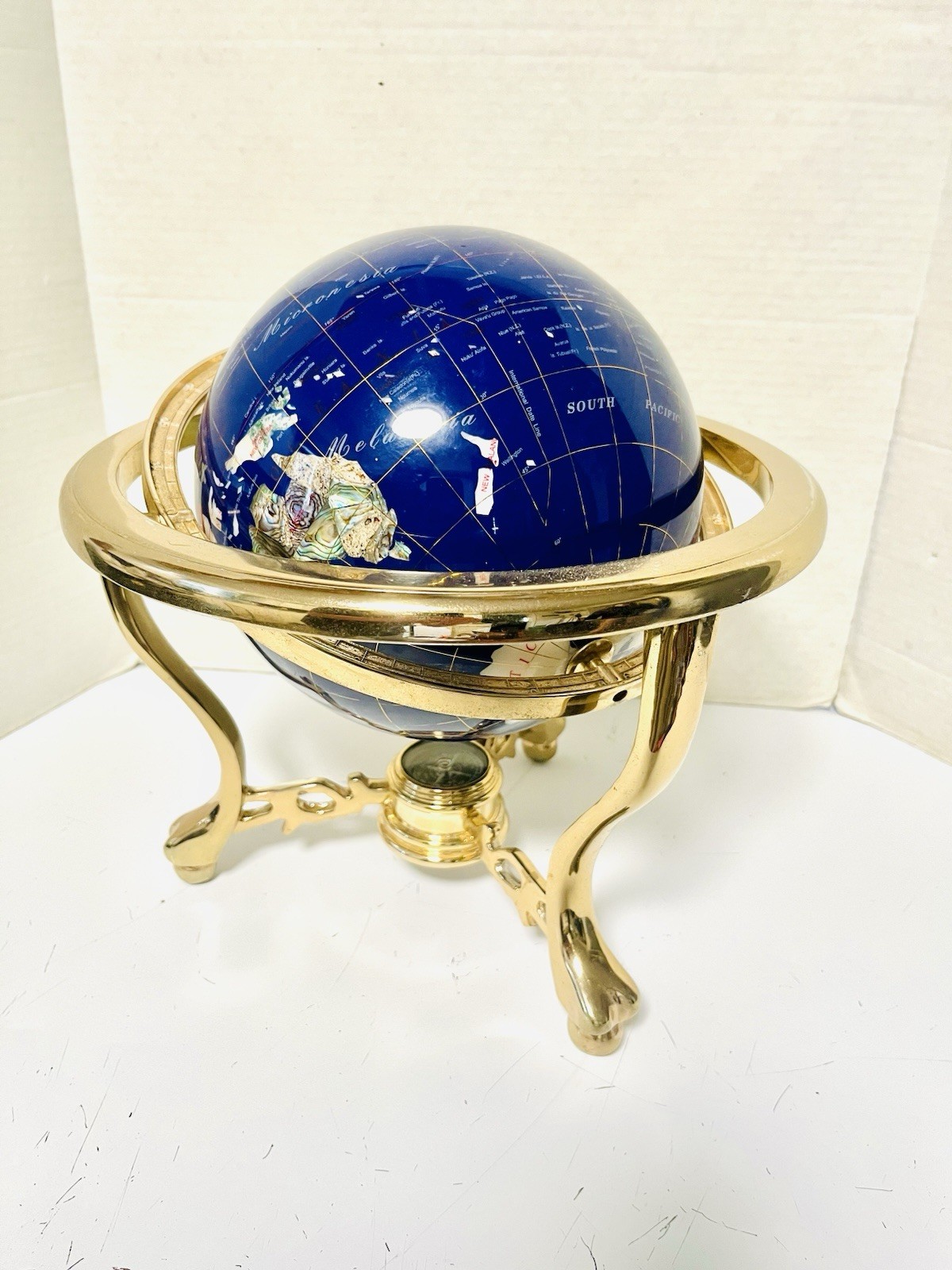 Gemstone Tabletop Base World Globe Semiprecious/Lapis With brass stand vintage