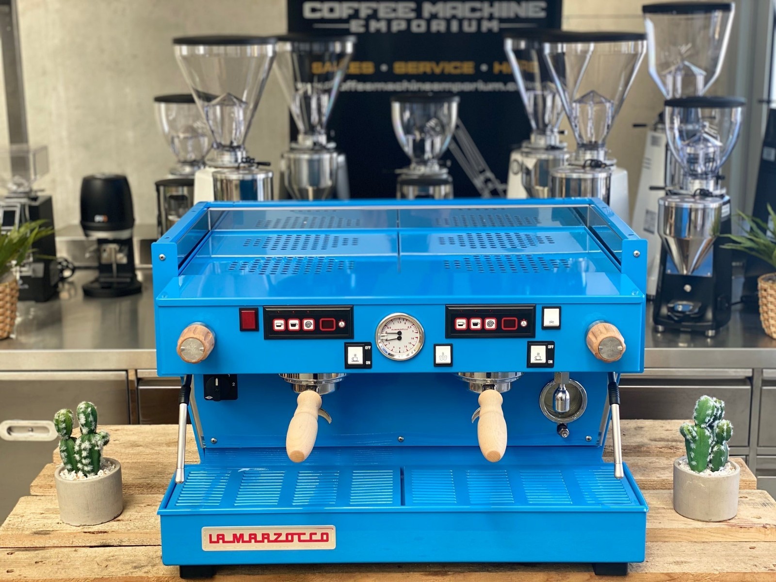 La Marzocco Linea Classic AV 2 Group Commercial Coffee Machine - Bondi Blue