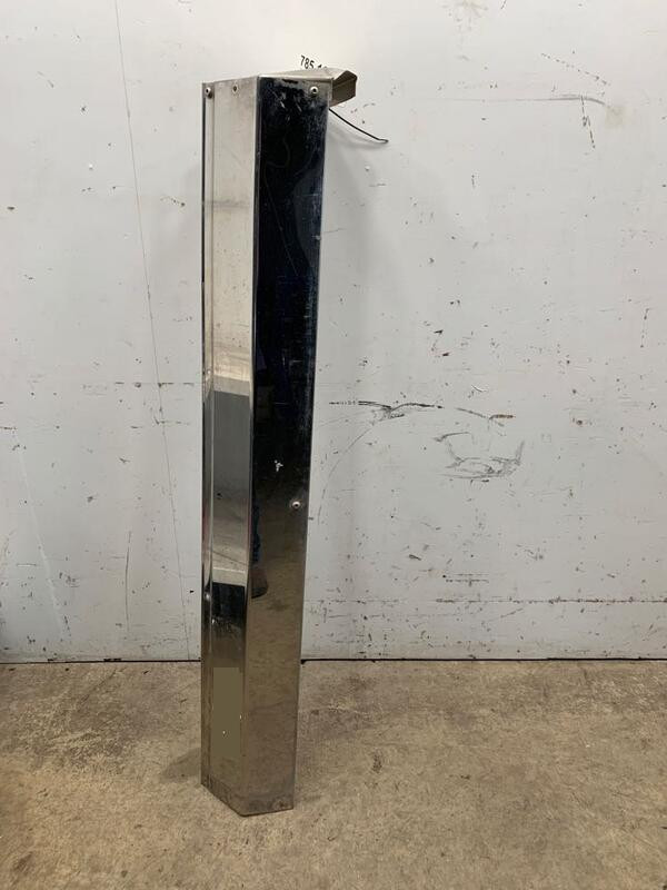 2006 Cab Exterior Trim Panel for Western Star 4900 (785-10264)