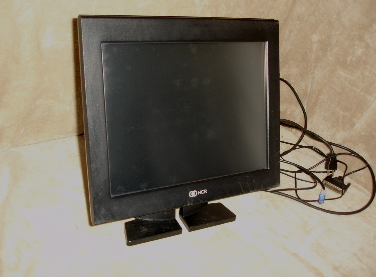 NCR Restaurant POS Terminal 7734-0100-0044 w/Cables Powers On Parts/Repair