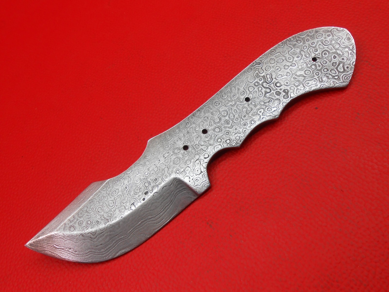 Custom Handmade Pattern Damascus Steel Tracker knife blade blank For Supply S119