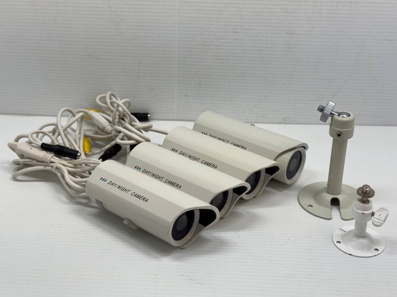 Set of 4 Matrix A-S35CHPS Color Day or Night Small Bullet Cameras 550TVL 6mm BNC