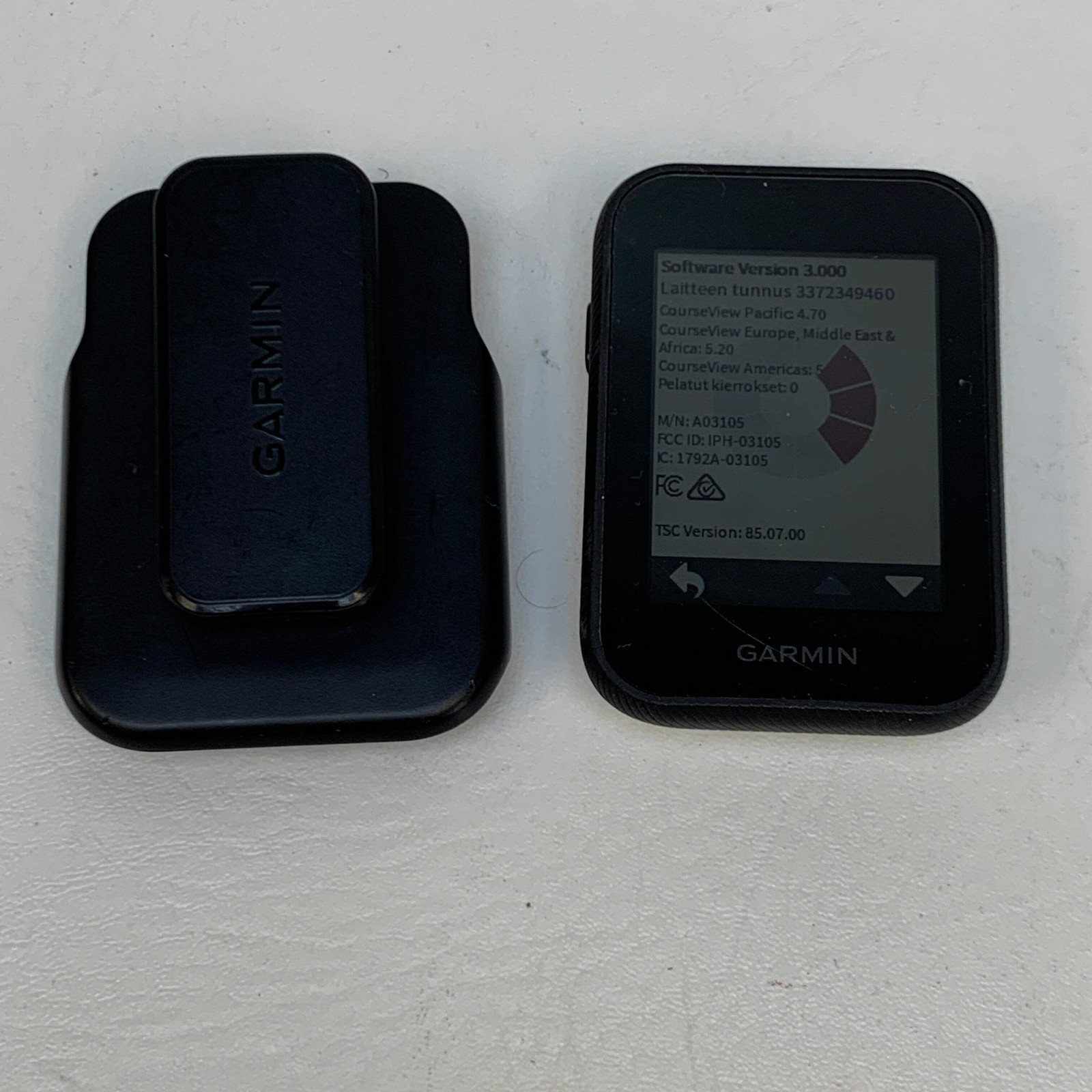 Broken Garmin Approach G30 Handheld Golf GPS Receiver A03105 /Display Cracked