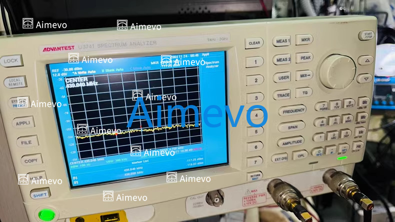 ADVANTEST u3741 Portable Spectrum Analyzer
