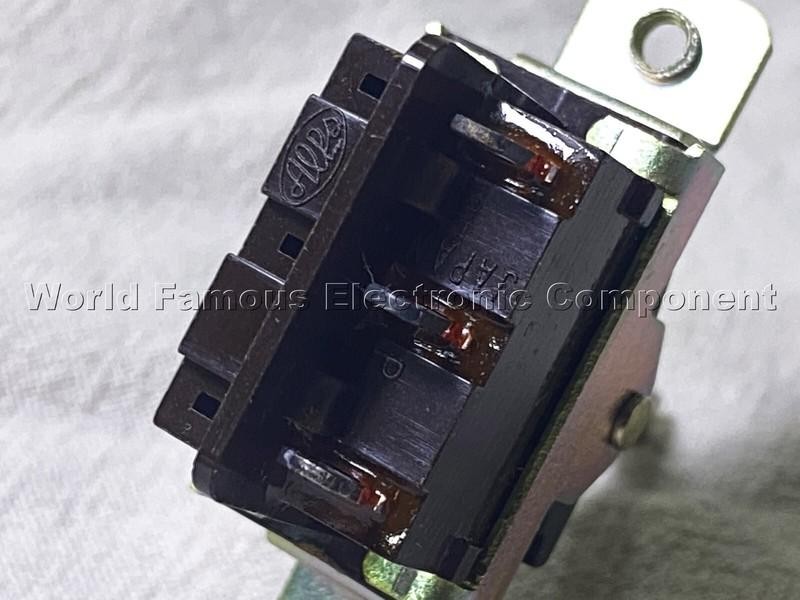 1pcs - ALPS TV-5 ON/ON 3-Pin Toggle Power Switch Made in JAPAN (1)