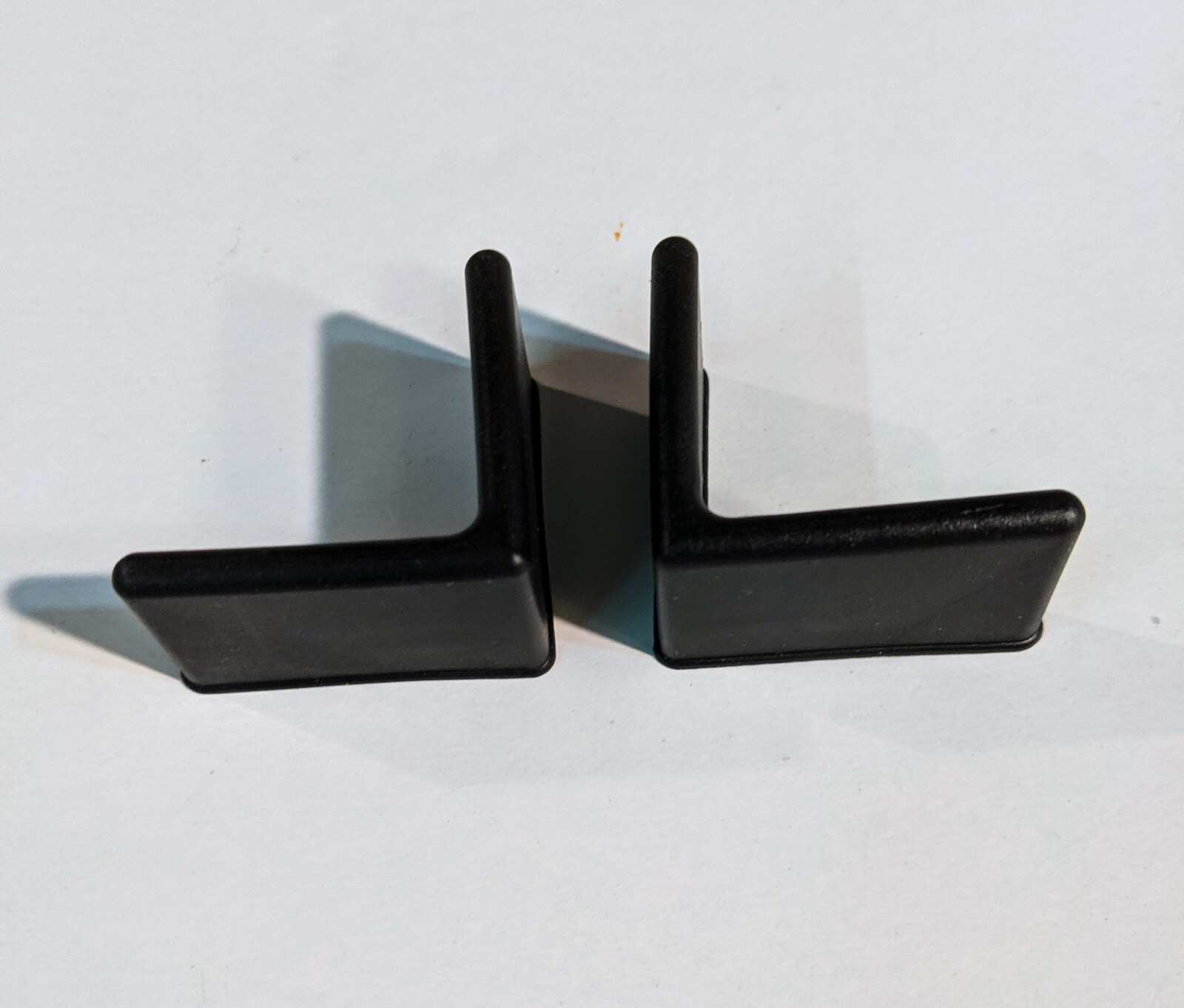 Bed Frame Gash Protector 1-1/2" x 1-1/2" Edge Corner End Covers/Caps (Set of 2)
