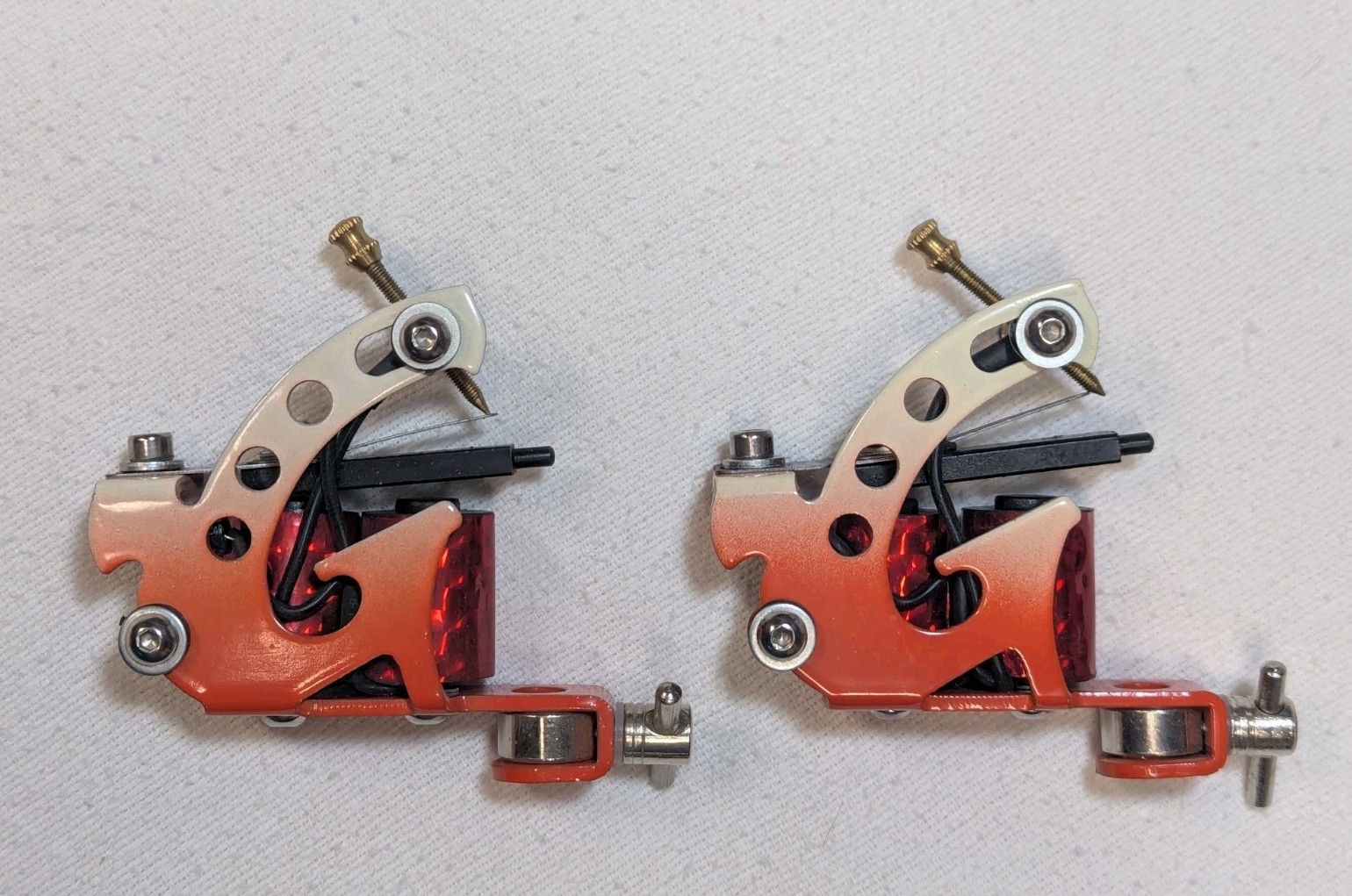 (2) Two-tone G-Machines coil tattoo machines - matching pair (NEW)