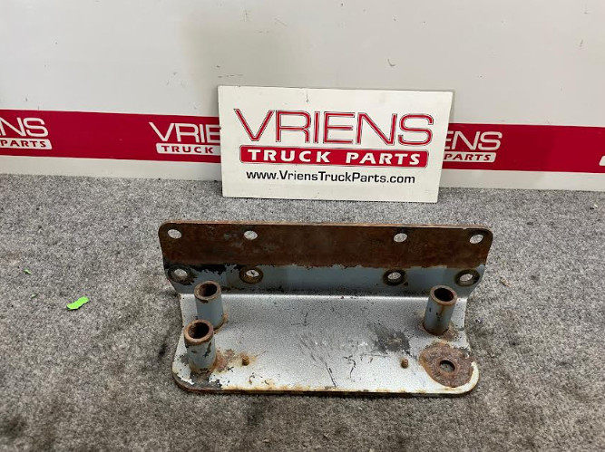 PETERBILT 20-16913 BRACKET-CAB SUSPENSION HIGH CAB STL