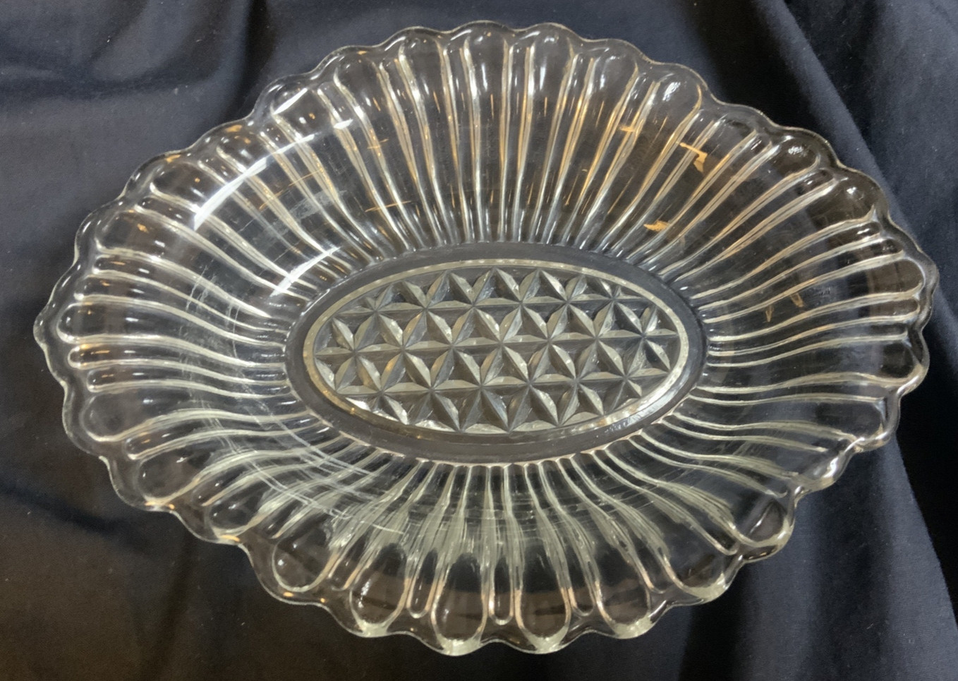 Anchor Hocking Pickle Dish Ruffled Pressed Glass Loops Diamonds 8”x 6"