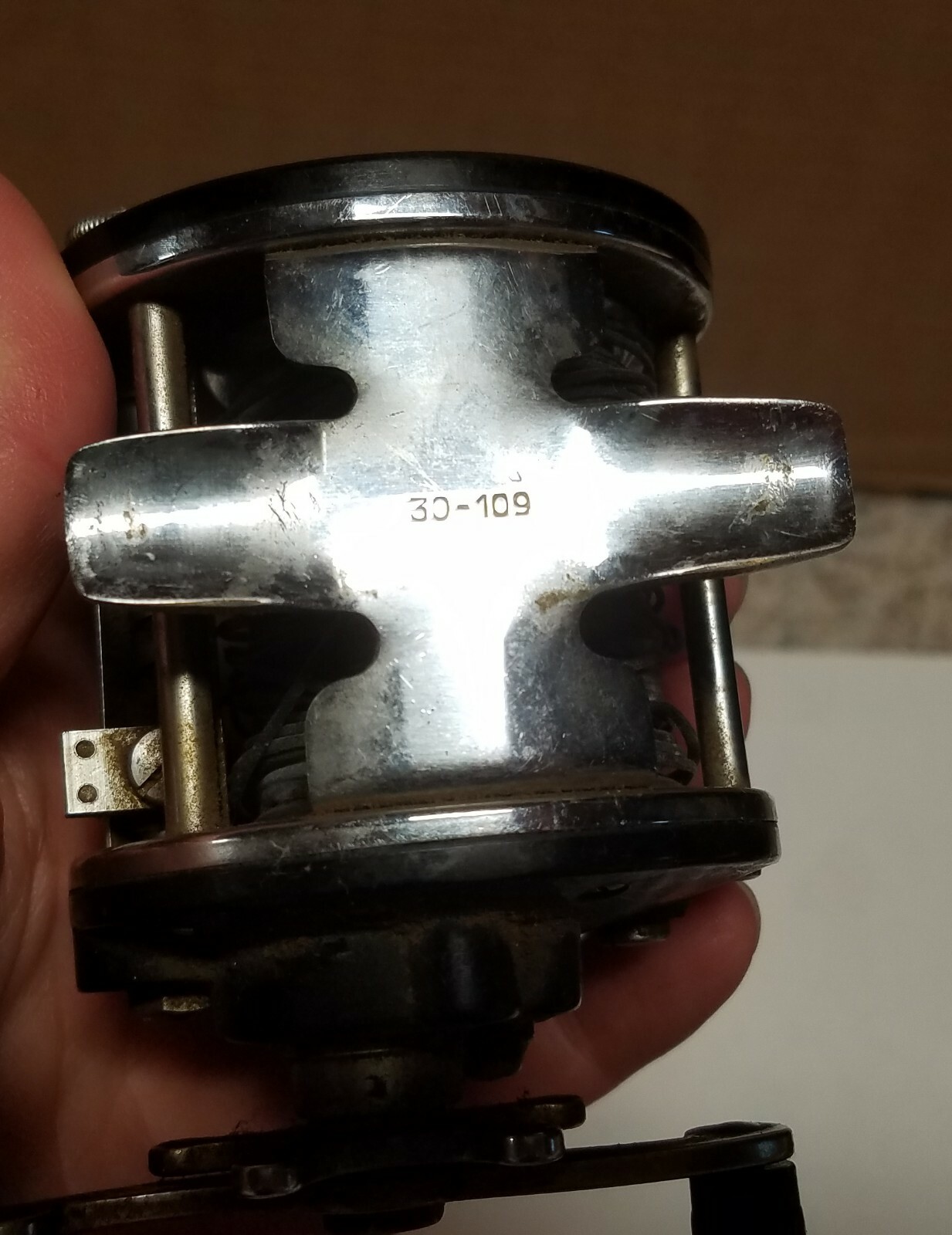 Vintage Penn Peer #109 Level Wind Fishing Reel. Very good condition.
