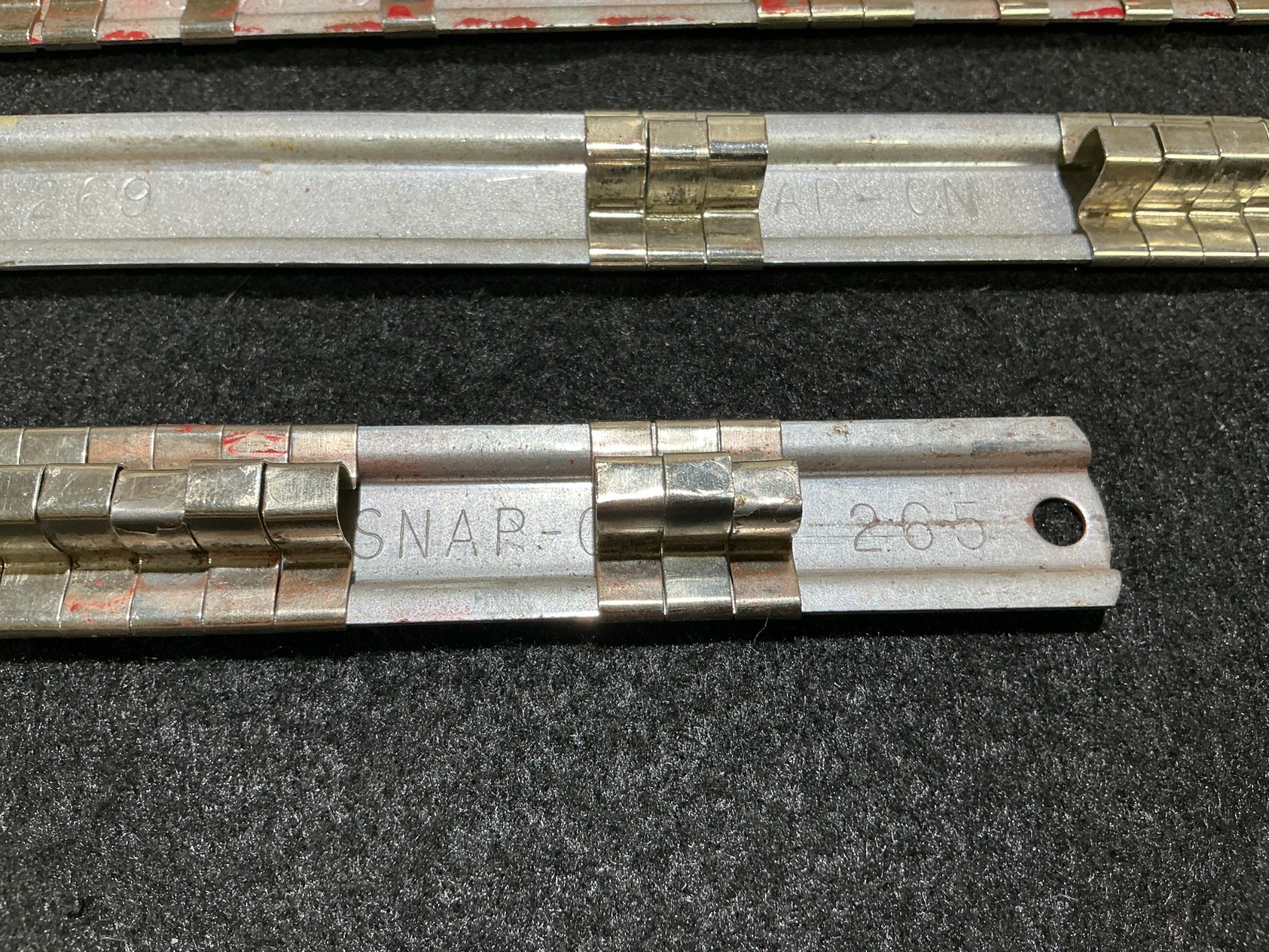 SNAP-ON 1/4" DRIVE 4 pc METAL SOCKET RAILS #A269, A265