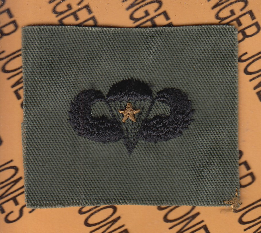 US Army Airborne 1st Combat Parachute wing award OD Green cloth badge patch
