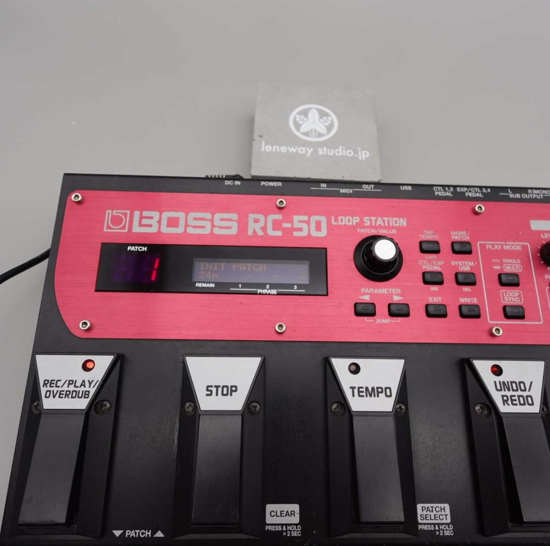 BOSS RC-50 Loop Station Looper Guitar Effects Pedal Good