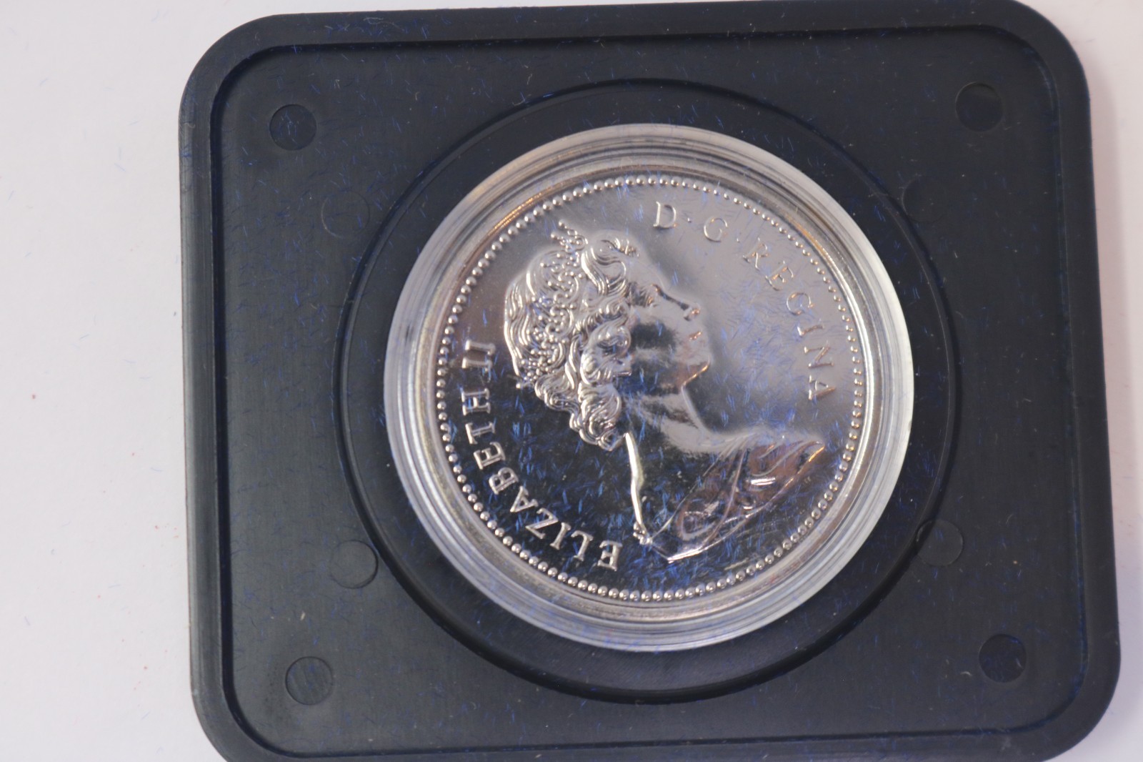 CANADA 1975 Voyageur Uncirculated $1 One Dollar
