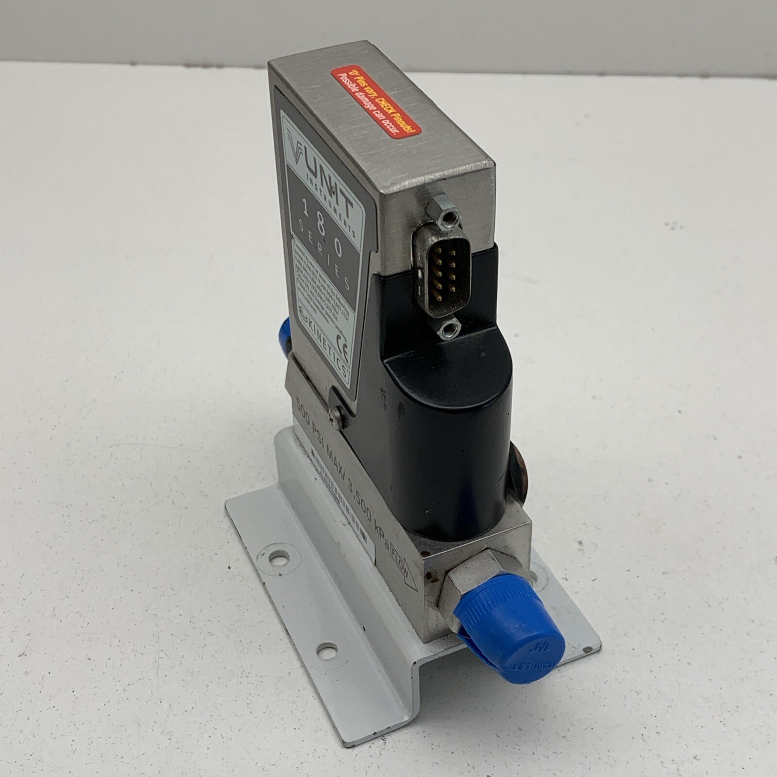Unit Instruments UFC-180 Mass Flow Controller