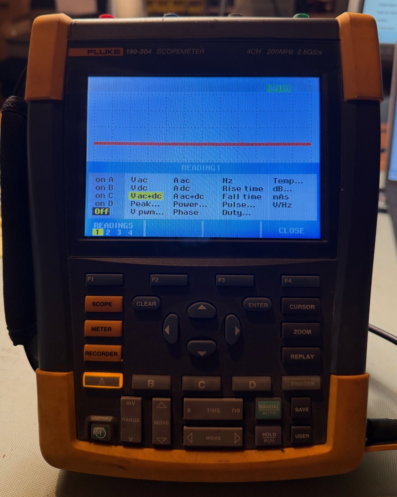 Fluke 190-204 Portable Digital Oscilloscope 200 Mhz 4 Channels with 4 probes