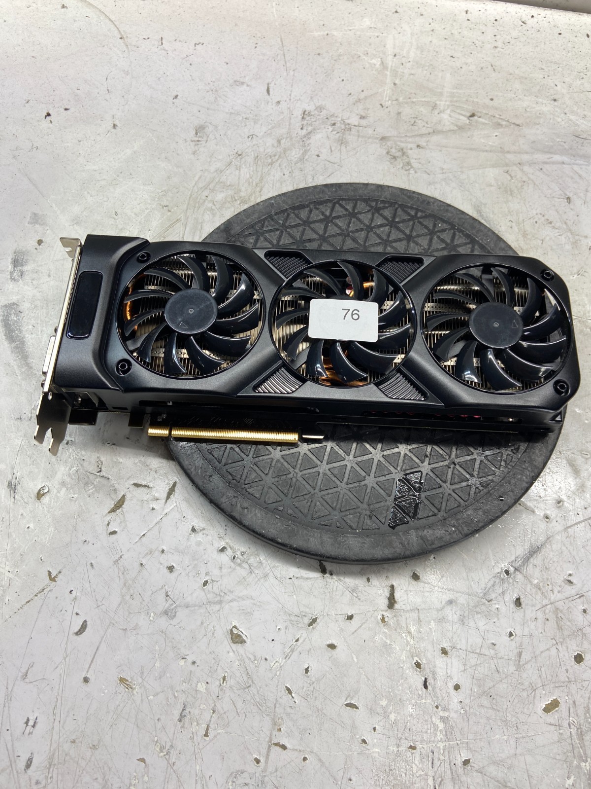 GeForce GTX770 2GB   NO HDD