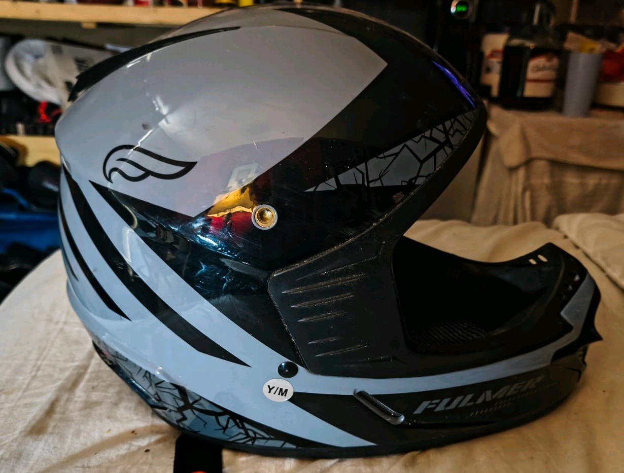 Fulmer Full Face MX Helmet AFRGraphite Blade SIZE medium dirt bike motorcyc
