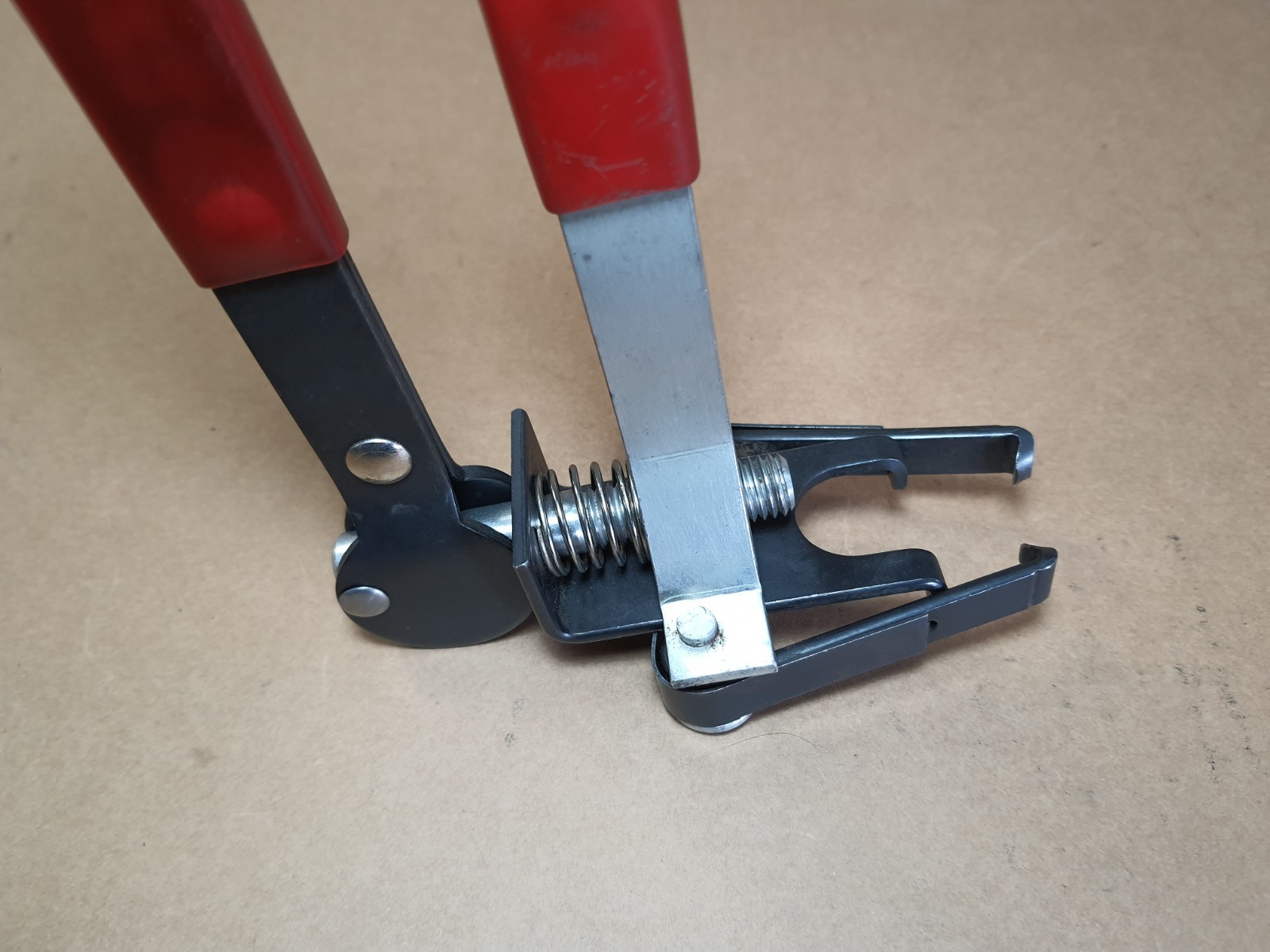 Lisle 16750 Valve Spring Compressor
