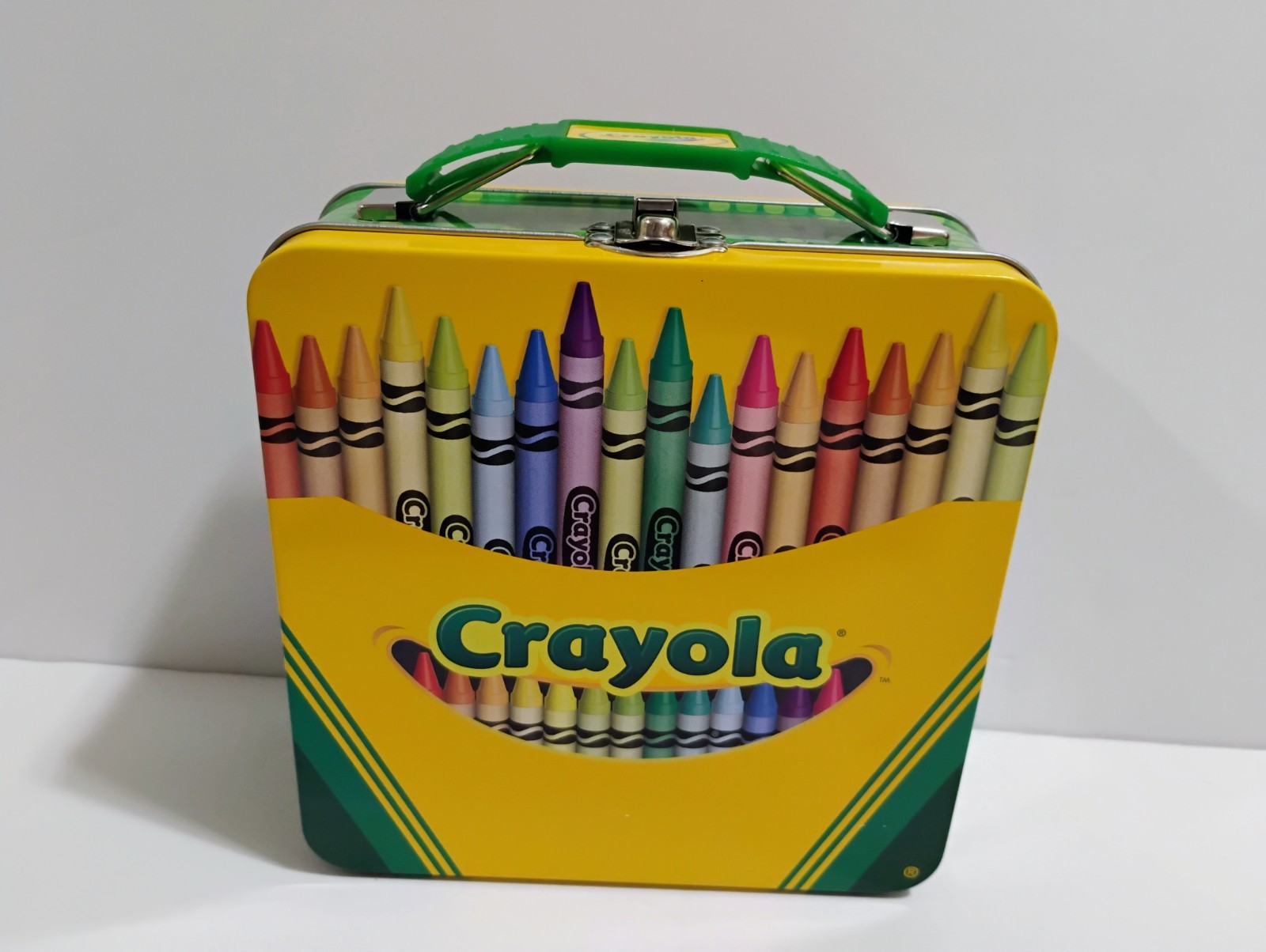 2014 Crayola 6" Metal Tin Lunchbox Storage Box With Latch