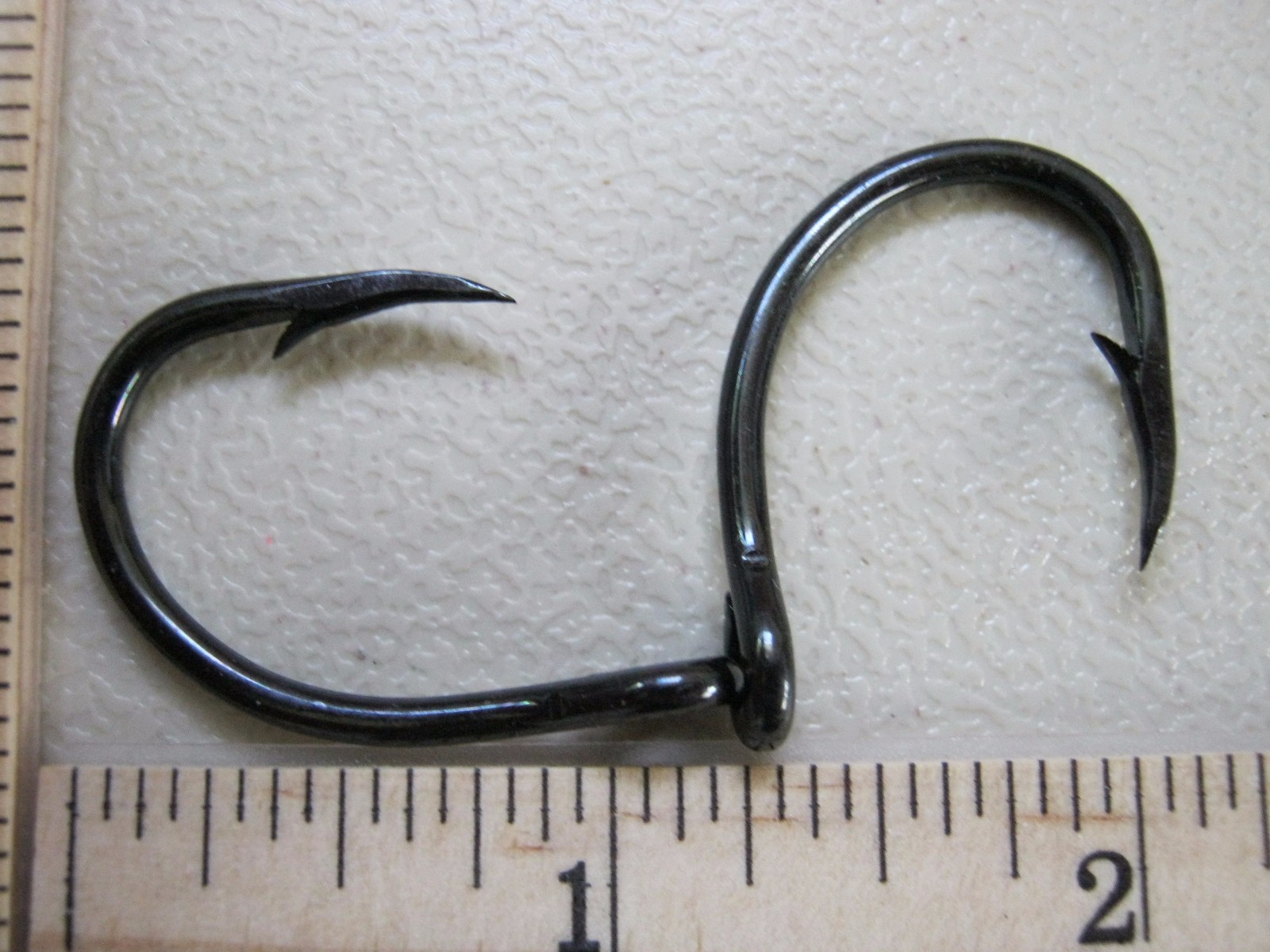 100  Eagle Claw Live bait hooks FL317MG 6/0  Black oxide Tuna Wahoo Dorado