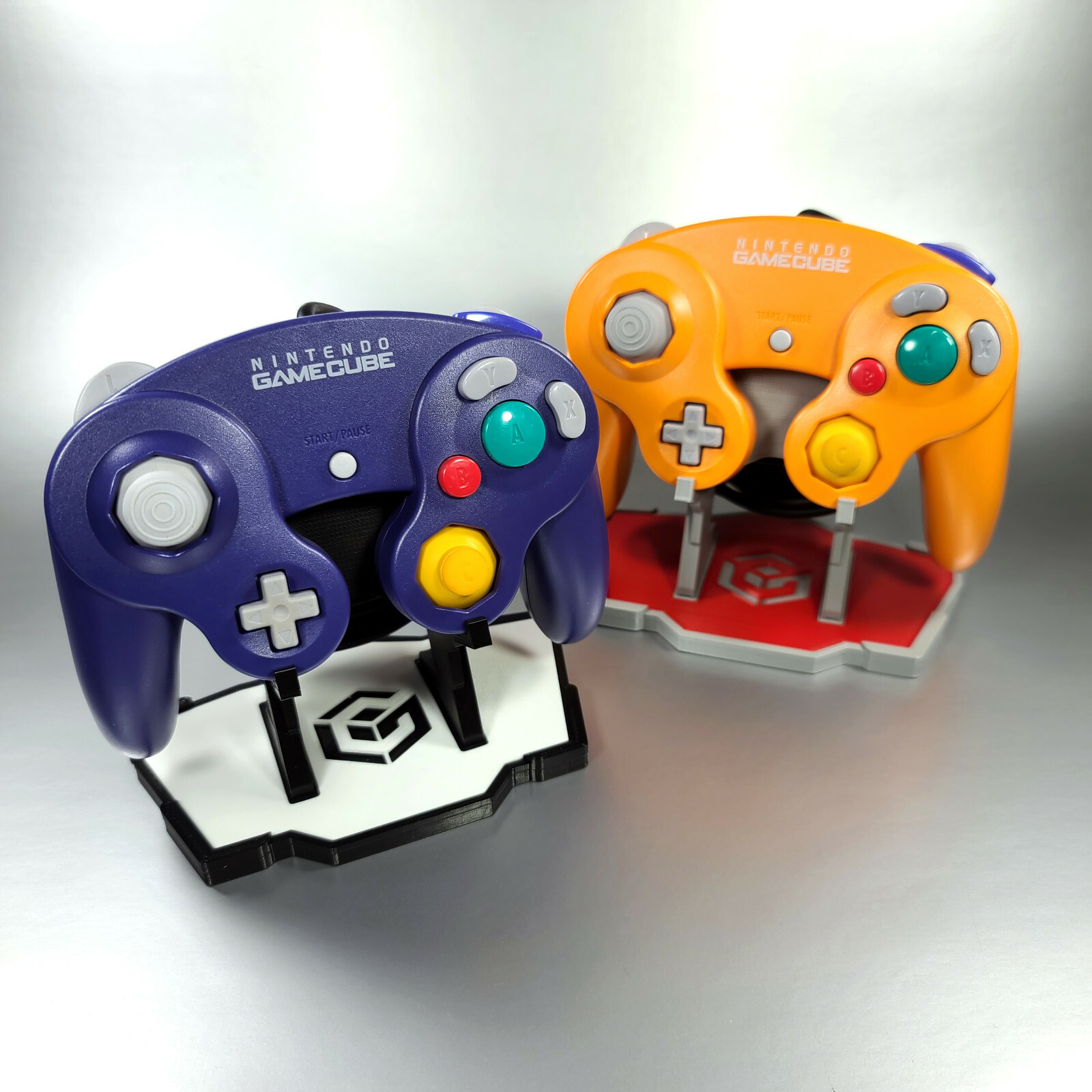 Custom Display Stand for Nintendo GameCube Controller - 3D Printed Multi Colors