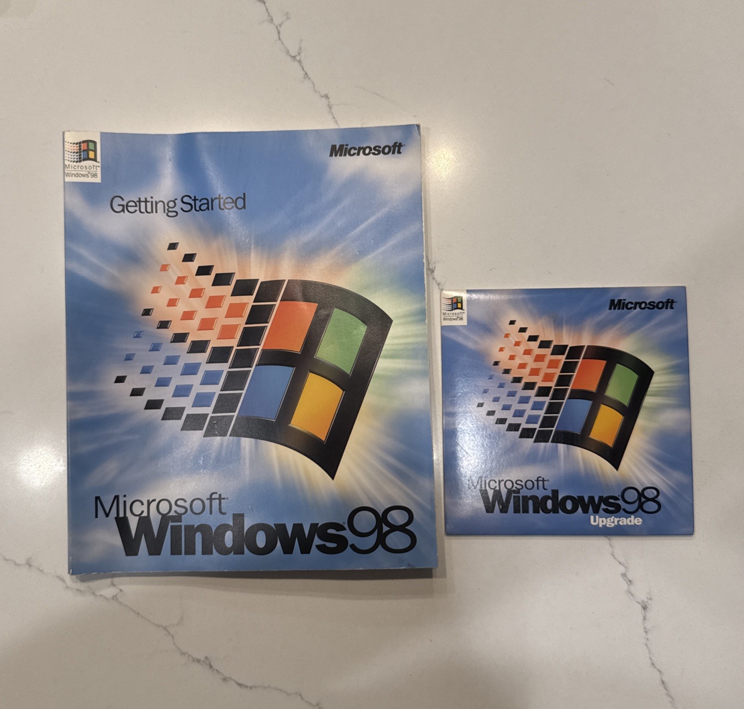 Microsoft Windows 98 Upgrade For Windows Users CD-ROM  w/ Product Key Very Good