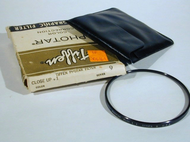 TIFFEN SERIES 9 CLOSE UP +1 FILTER w ITS ORIGINAL BOX AND POUCH