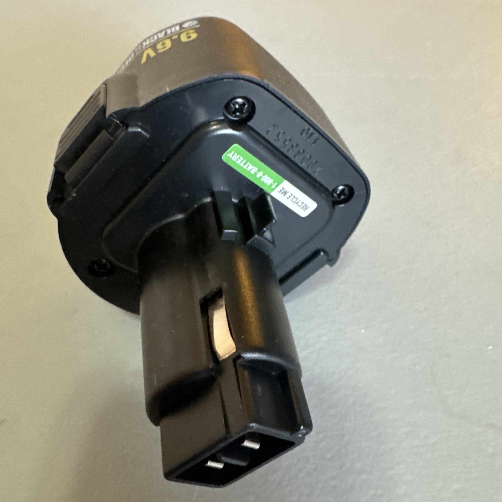 Black & Decker 9.6v Battery (untested)