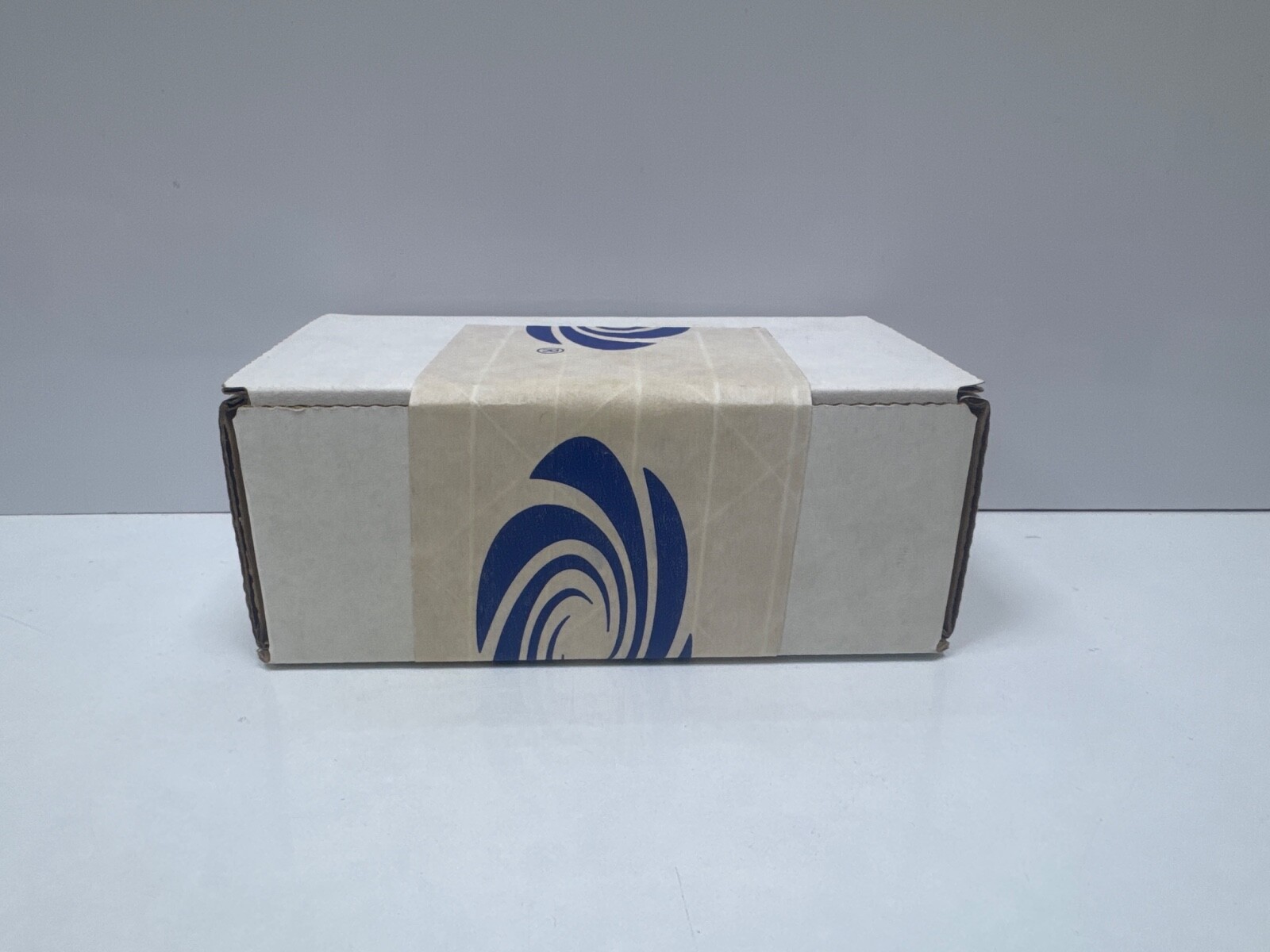 NEW Crestron C2N-SSC-2 6500454 Shade Controller 2 digital outputs (sealed)
