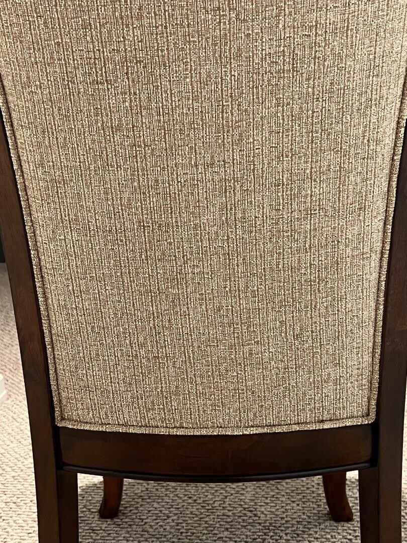 Dining Room set 6 chairs Excellent used condition pickup only