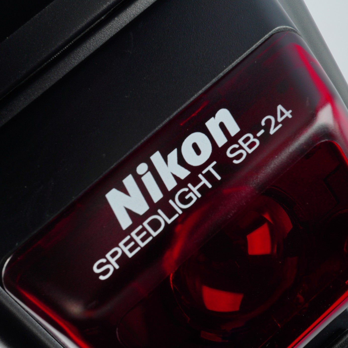 EXCELLENT Nikon SB-24 Speedlight