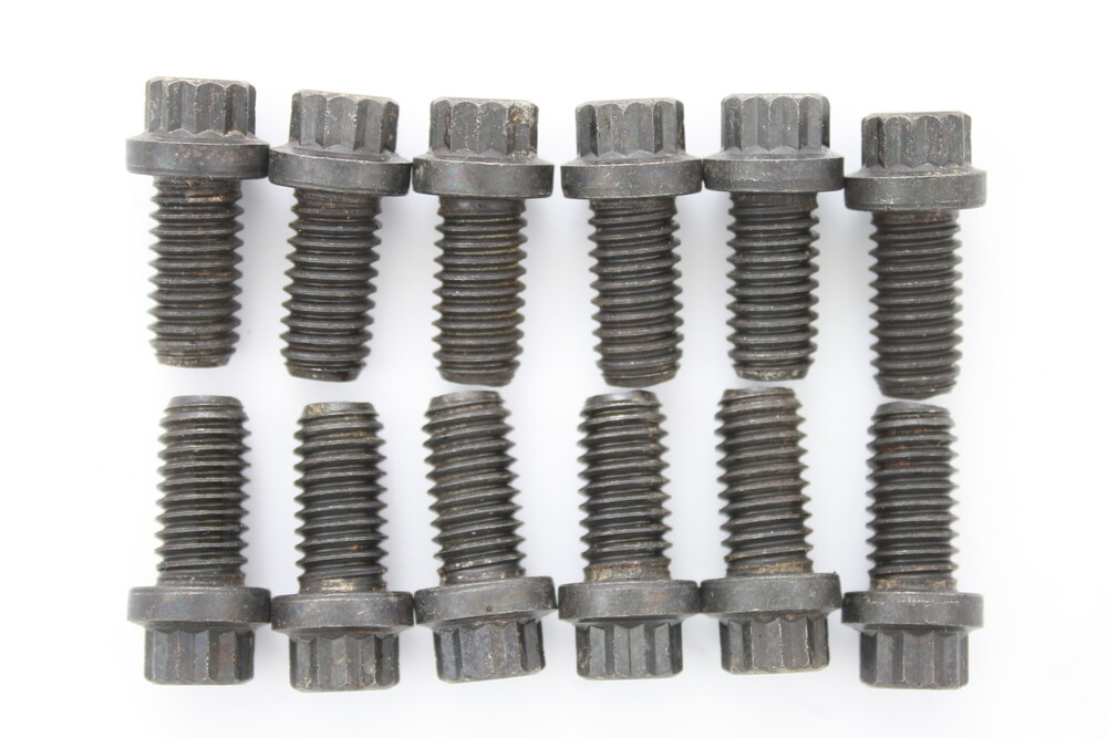 Engine Cylinder Head Bolt Set Pioneer 854023