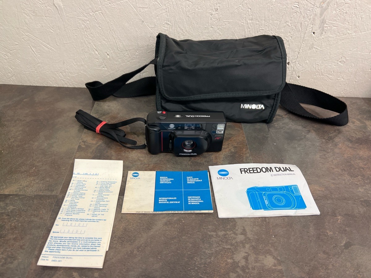 MINOLTA FREEDOM DUAL AF POINT & SHOOT CAMERA - TESTED (WBP016055)