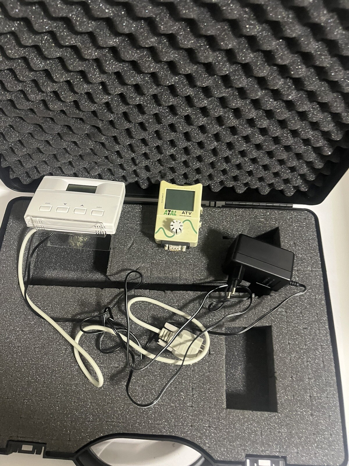 ATAL ATV 13-A DATA RECORDER Temperature - Moisture Meter