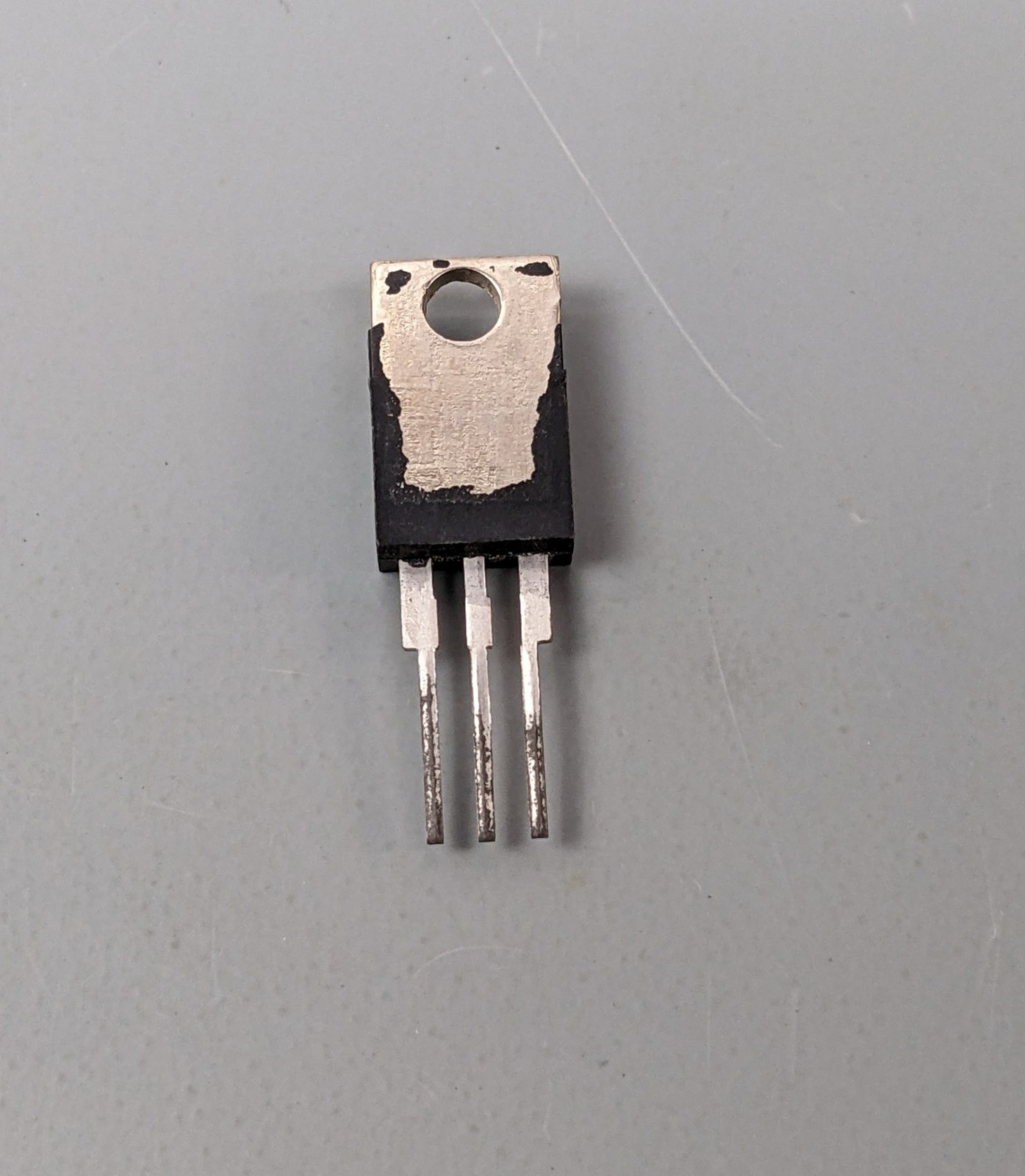 (3) Littelfuse Q2016L5 Triacs