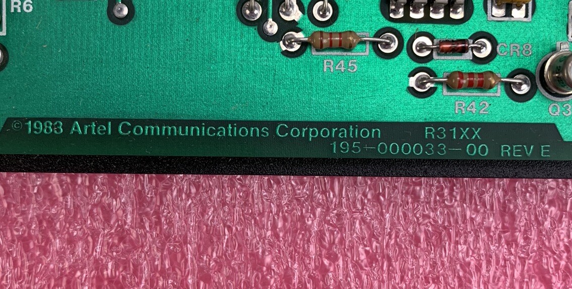 ARTEL R3111 Satelite Equipment