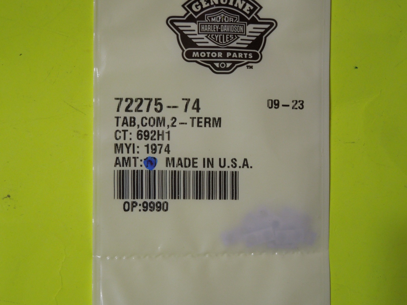 1 NOS OEM Harley Davidson Two-Terminal Connector Tab P/N 72275-74